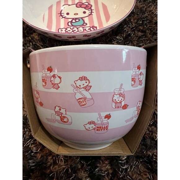 Kawaii Hello Kitty Strawberry Milk Tea Ramen Bowl Dish Set - Picture 4 of 8